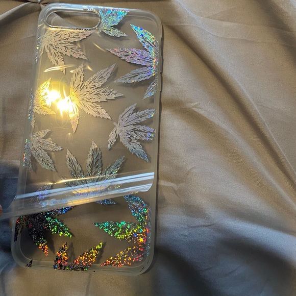 iPhone 8+ case - Picture 2 of 2